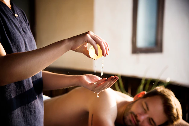 O que é a massagem tailandesa?
